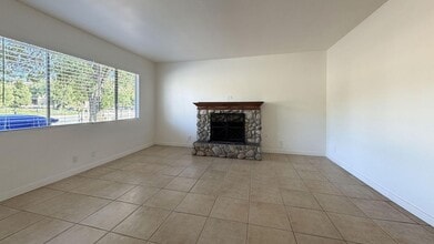 12704 California St in Yucaipa, CA - Building Photo - Building Photo