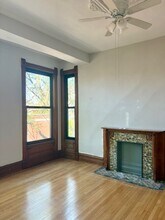 825 W Armitage Ave in Chicago, IL - Building Photo - Building Photo