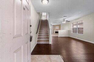 511 Cypresswood Knoll in Spring, TX - Building Photo