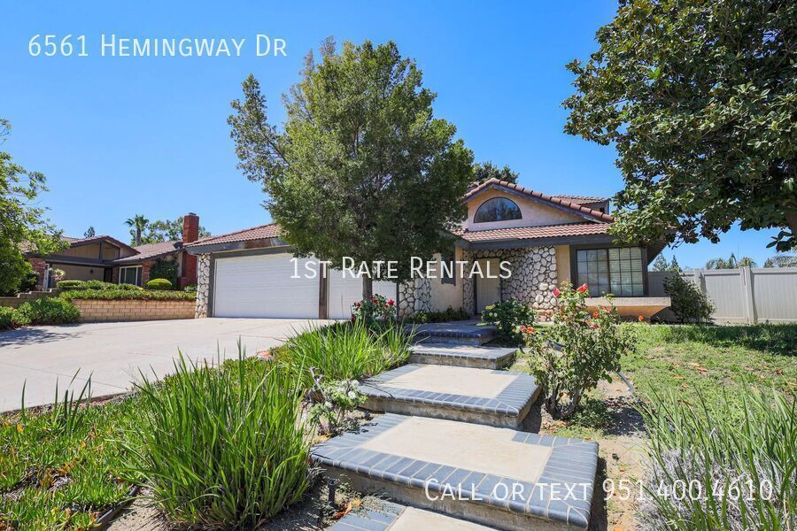 6561 Hemingway Dr in Riverside, CA - Building Photo