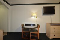 1025 Swanson St photo'