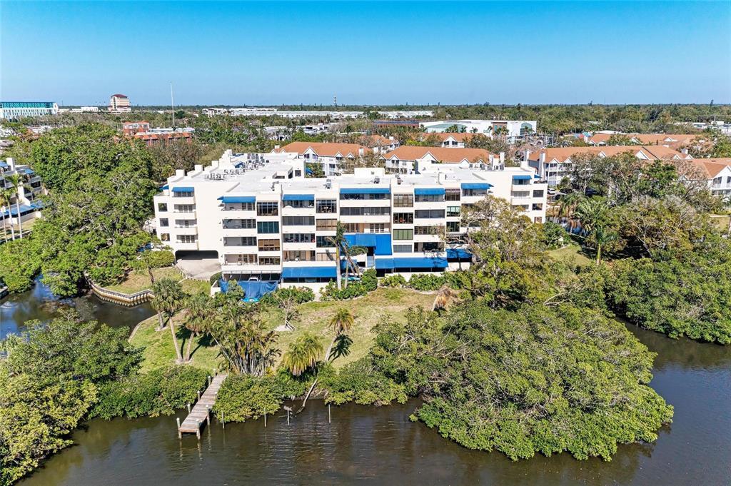 835 S Osprey Ave in Sarasota, FL - Building Photo