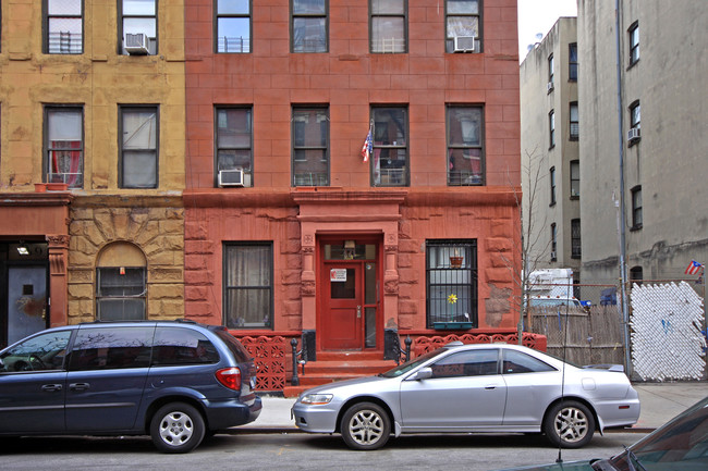 171 E 105th St in New York, NY - Building Photo - Building Photo