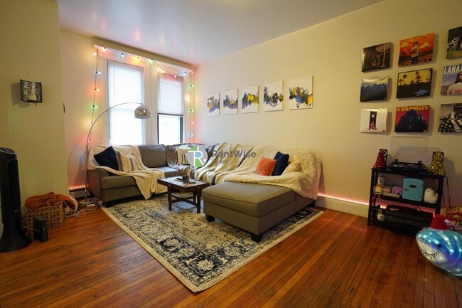 property at 72 Gardner St