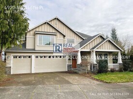 4920 NW 146th Pl in Portland, OR - Building Photo