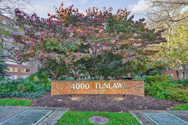 property at 4000 Tunlaw Rd NW