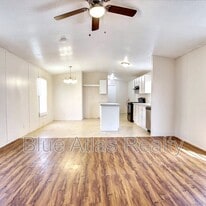 825 Dawn Light Dr in Arlington, TX - Building Photo