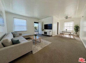 2501 Venice Blvd. in Los Angeles, CA - Building Photo - Building Photo