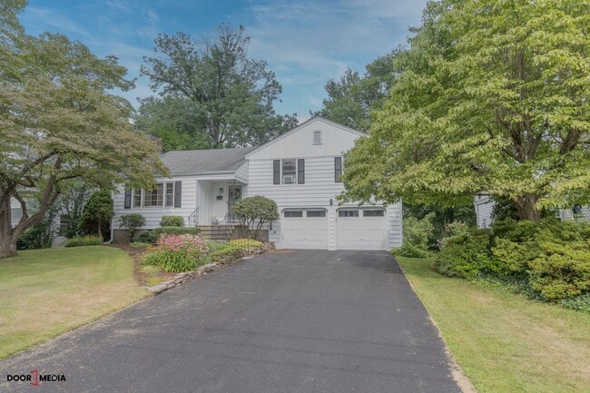 property at 73 Montclair Dr