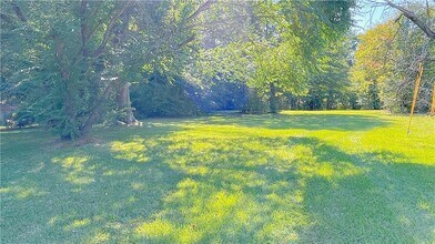 122 Barnesville Rd in Griffin, GA - Building Photo - Building Photo