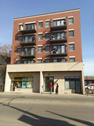 5362 W Lawrence Ave