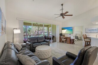 8175 Celeste Dr in Naples, FL - Building Photo - Building Photo