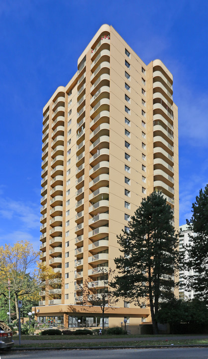 Post 83 Co-Op Housing Assn in Burnaby, BC - Building Photo