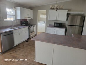101 Gibson Cir in Kathleen, GA - Building Photo - Building Photo