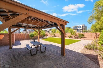 10784 Glowing Dawn Ave in Las Vegas, NV - Building Photo - Building Photo