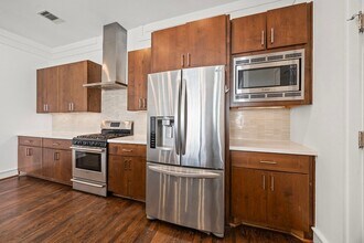 5707 Schuler St in Houston, TX - Building Photo - Building Photo