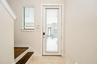 70 N Hutcheson St in Houston, TX - Building Photo - Building Photo