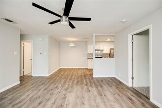 915 Chisholm Cove in Round Rock, TX - Building Photo - Building Photo