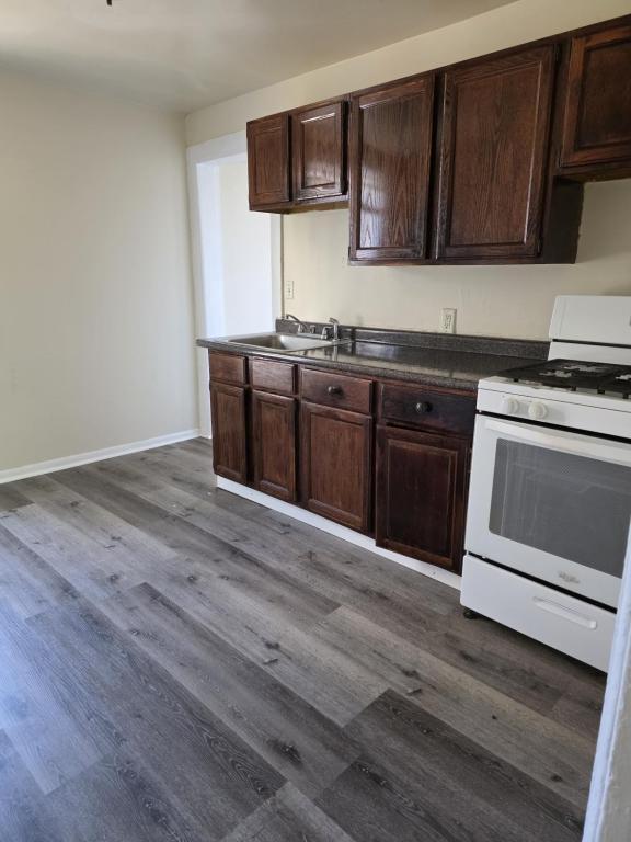 69 Prospect St in Amsterdam, NY - Building Photo - Building Photo