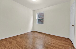 2111 Maplewood Ave in Richmond, VA - Building Photo - Building Photo