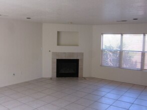 11243 Campo Del Oso Ave NE in Albuquerque, NM - Building Photo - Building Photo