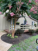 42085 Sweet Spring Ln in Leesburg, VA - Building Photo