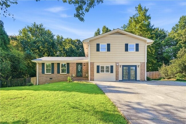 property at 6776 Tilton Ln NW
