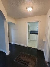 112 1/2 Shepherd Ave in Charleston, WV - Building Photo - Building Photo