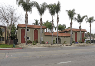 Twin Villas in Escondido, CA - Building Photo - Building Photo