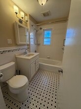 175 Warren St in Newton, MA - Building Photo - Building Photo