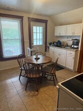 18 Walnut St in Bristol, CT - Building Photo - Building Photo