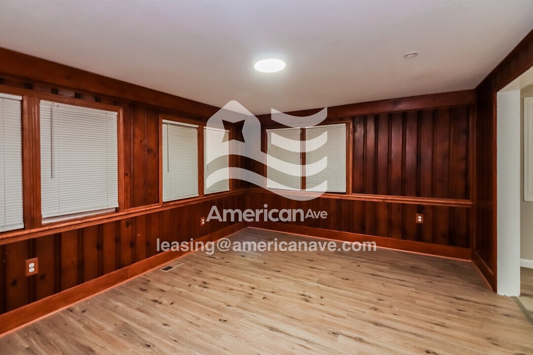 5240 Byrams Ford Rd in Kansas City, MO - Building Photo