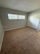 3031 NE 21st Terrace in Fort Lauderdale, FL - Building Photo - Building Photo