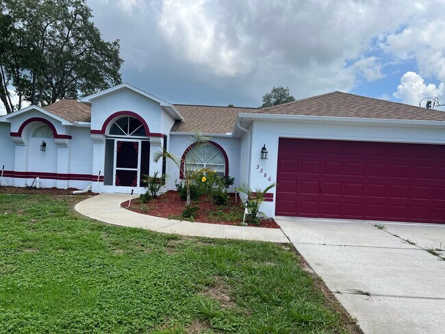 3286 Blythe Ave in Spring Hill, FL - Building Photo - Building Photo