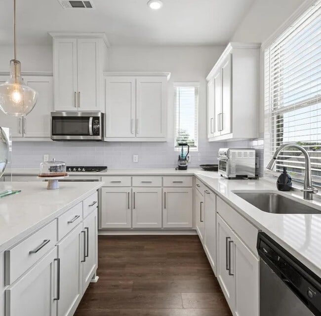 2228 Palomino St in Mesquite, TX - Foto de edificio - Building Photo