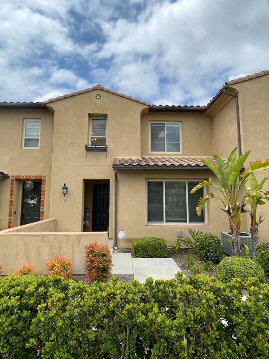 2208 Pasadena Ct in Chula Vista, CA - Building Photo