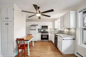 93 Foster St in Boston, MA - Building Photo - Building Photo