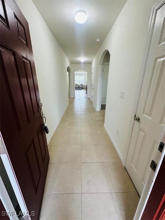 1072 47th Ave NE in Naples, FL - Foto de edificio - Building Photo