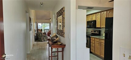 15140 Riverbend Blvd in North Fort Myers, FL - Foto de edificio - Building Photo