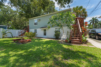 240 20th Ave in St. Petersburg, FL - Building Photo - Building Photo