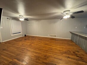 1380 W Frey in Stephenville, TX - Building Photo - Building Photo