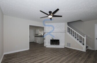 5343 Ridgemere Ct in Stone Mountain, GA - Building Photo - Building Photo