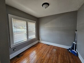 1024 High St-Unit -2 in Fort Wayne, IN - Building Photo - Building Photo