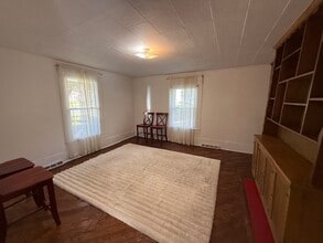 713 Montgomery St in Reidsville, NC - Building Photo - Building Photo