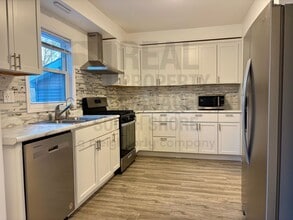 2104 E 73rd Ave in Merrillville, IN - Building Photo - Building Photo