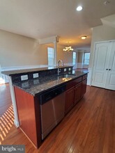 22731 Newcut Rd in Clarksburg, MD - Building Photo - Building Photo