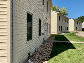 Northern Valley Apartments in Rochester, MN - Building Photo - Building Photo