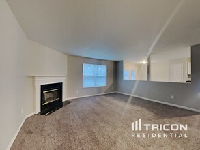 13600 Ayrshire Cir in Camby, IN - Building Photo - Building Photo