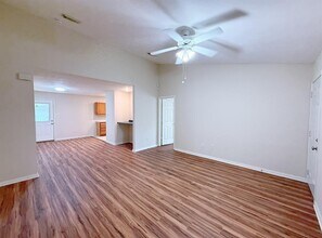 5328 Tallowpine Terrace in Katy, TX - Building Photo - Building Photo