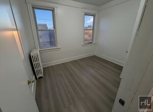 72 Maryland Ave in Staten Island, NY - Building Photo - Building Photo